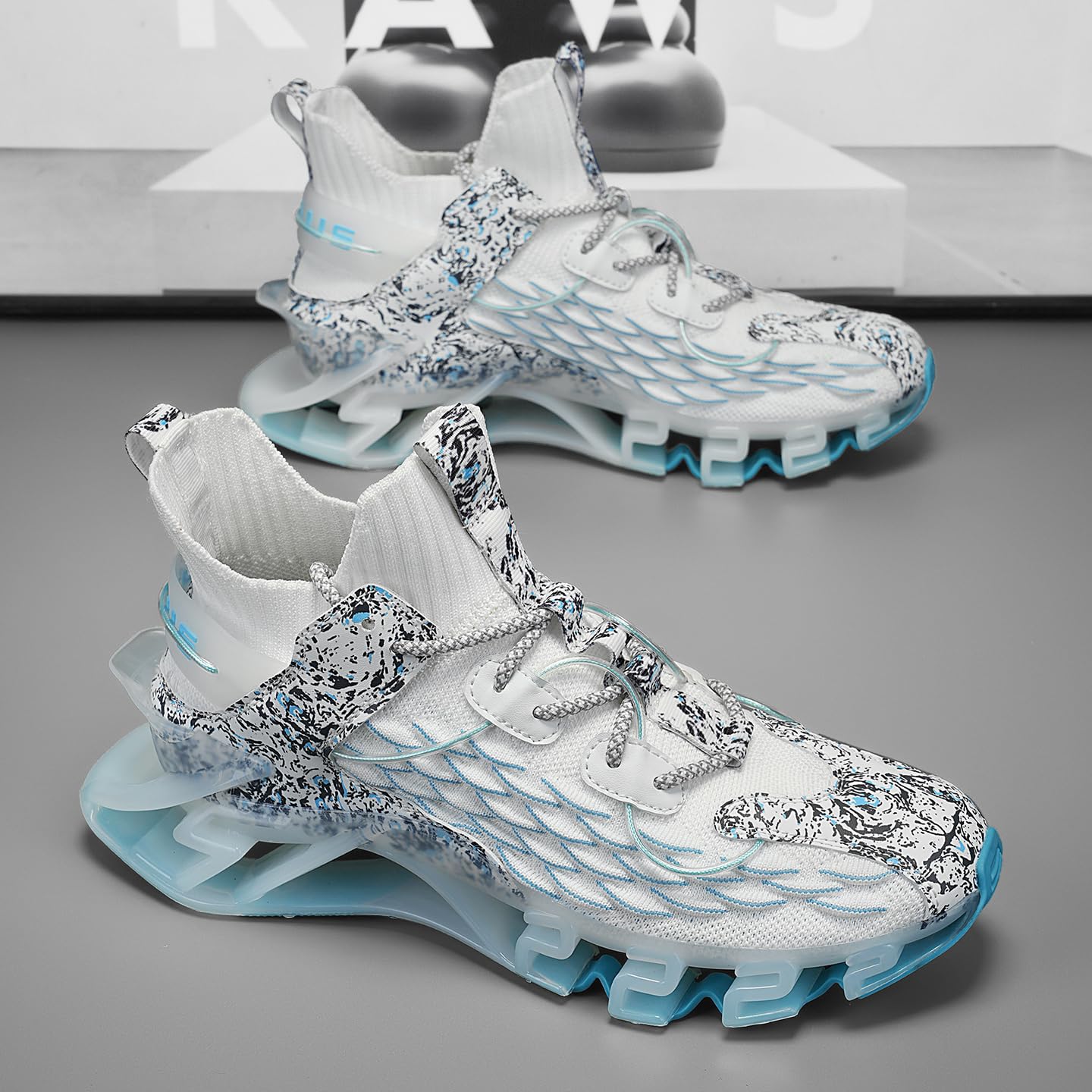 Sneakers for Men with Blade Sole, Artistic Print and Fish Scale Design, Mens Fashion Sneakers，Breathable Mesh, Cushioning, for Jogging Walking