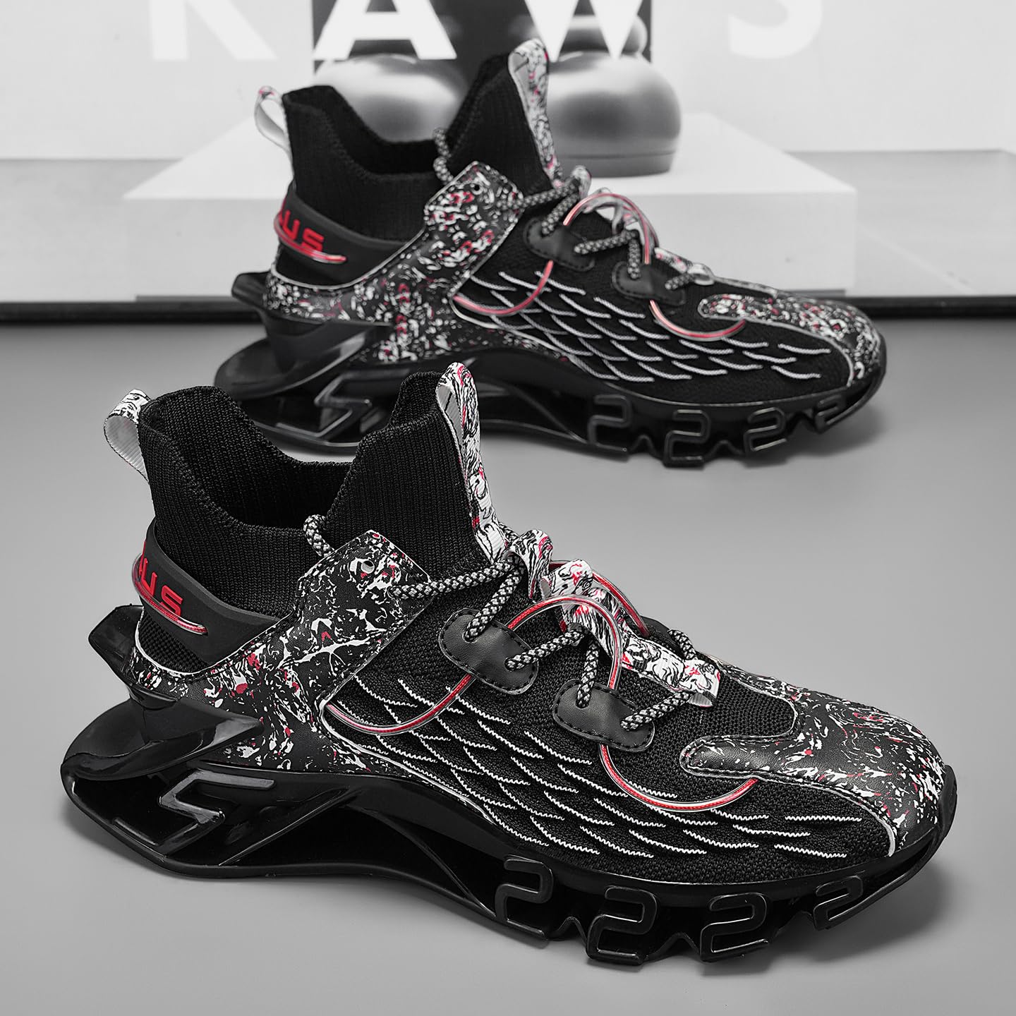 Sneakers for Men with Blade Sole, Artistic Print and Fish Scale Design, Mens Fashion Sneakers，Breathable Mesh, Cushioning, for Jogging Walking